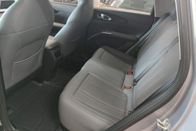 Used Geely Galaxy Geome 2026 Model 410km Carefree Edition Left Rear Seat