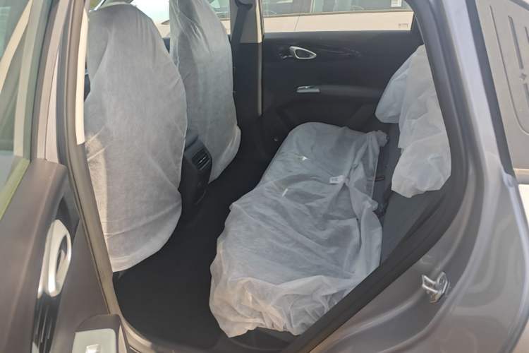Used Geely Galaxy Geome 2026 Model 310km Dream Edition Left Rear Seat