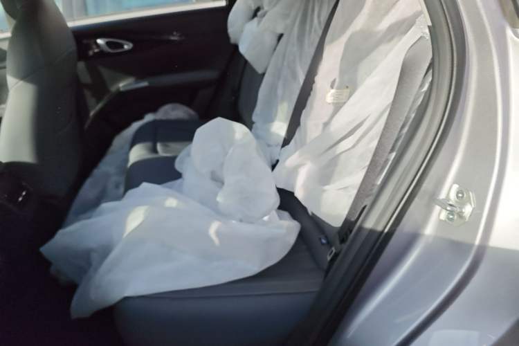 Used Geely Galaxy Geome 2026 Model 310km Dream Edition Left Rear Seat