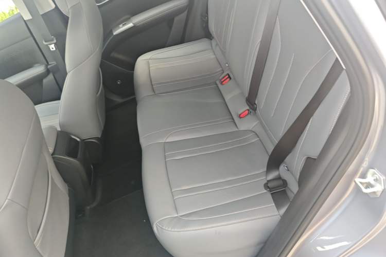 Used Geely Galaxy Geome 2026 Model 310km Youth Edition Left Rear Seat