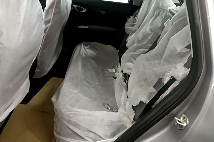 Used Geely Galaxy Geome 2026 Model 310km Youth Edition Left Rear Seat