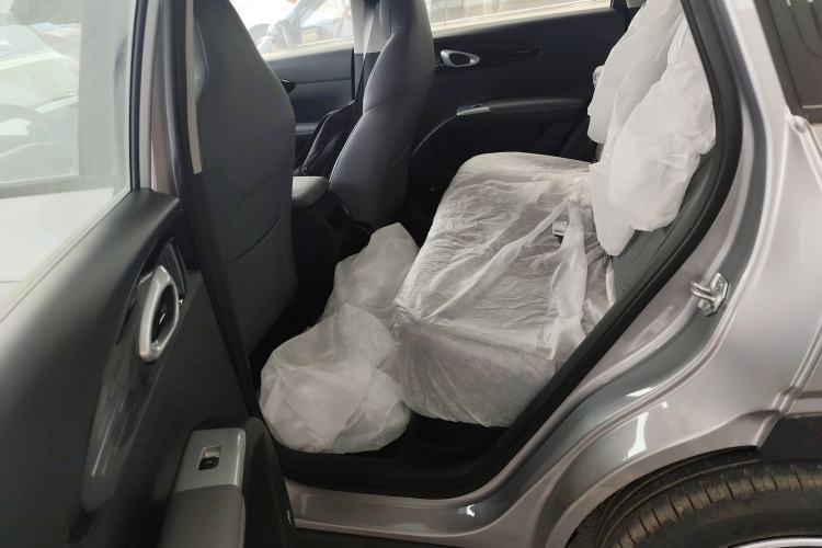 Used Geely Galaxy Geome 2026 Model 310km Youth Edition Left Rear Seat