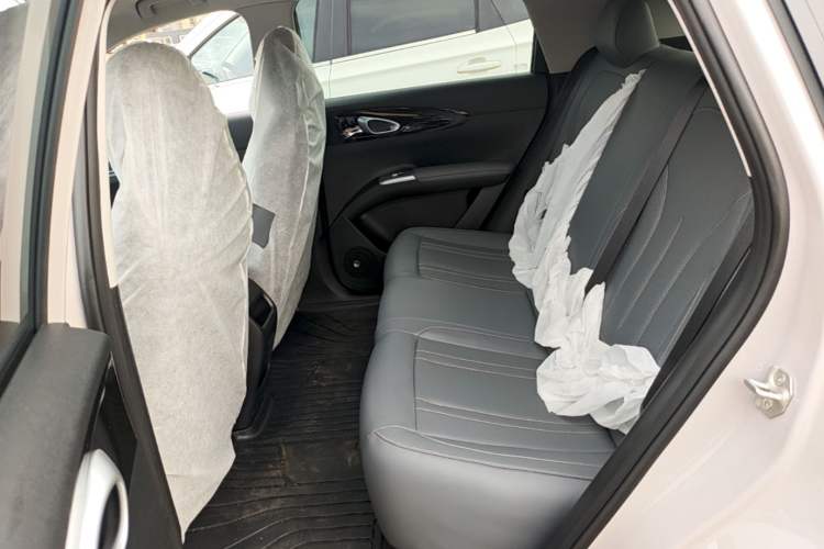 Used Geely Galaxy Geome 2026 Model 410km Carefree Edition Left Rear Seat
