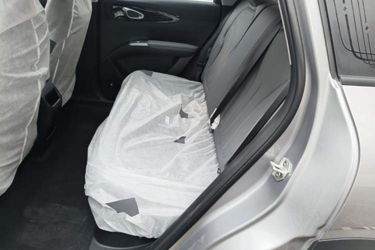 Used Geely Galaxy Geome 2026 Model 310km Youth Edition Left Rear Seat