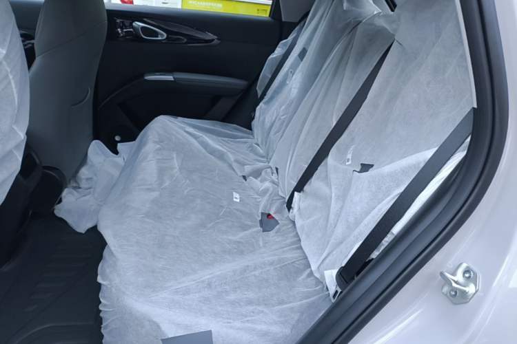 Used Geely Galaxy Geome 2026 Model 310km Youth Edition Left Rear Seat