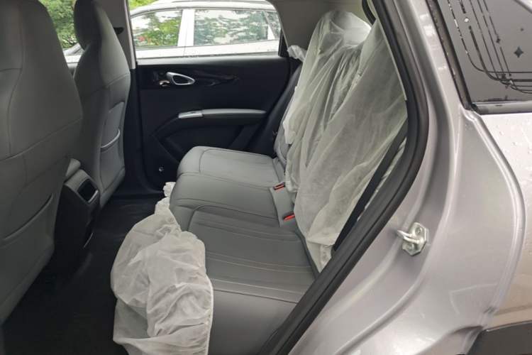 Used Geely Galaxy Geome 2026 Model 310km Youth Edition Left Rear Seat