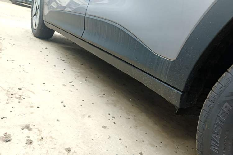 Used Geely Galaxy Geome 2026 Model 310km Youth Edition Left Side Sill