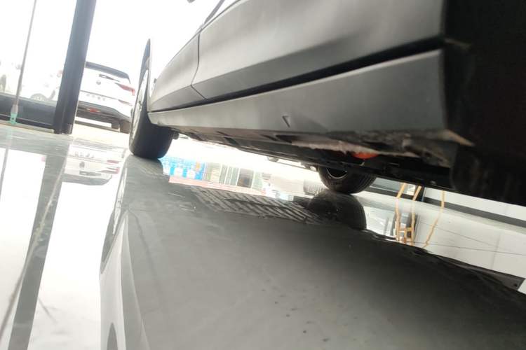 Used Geely Galaxy Geome 2026 Model 310km Youth Edition Left Side Sill