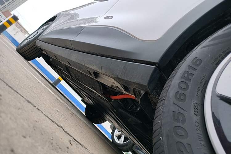 Used Geely Galaxy Geome 2026 Model 310km Youth Edition Left Side Sill