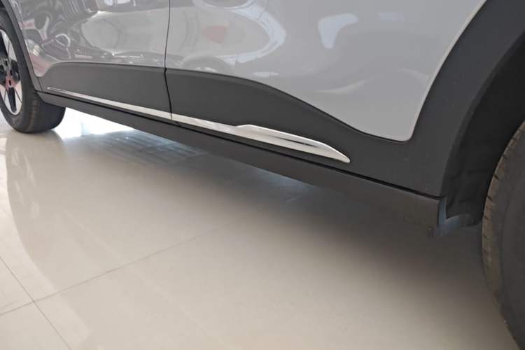 Used Geely Galaxy Geome 2026 Model 310km Dream Edition Left Side Sill