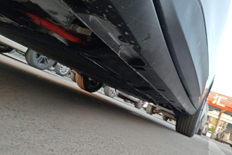 Used Geely Galaxy Geome 2026 Model 310km Youth Edition Left Side Sill