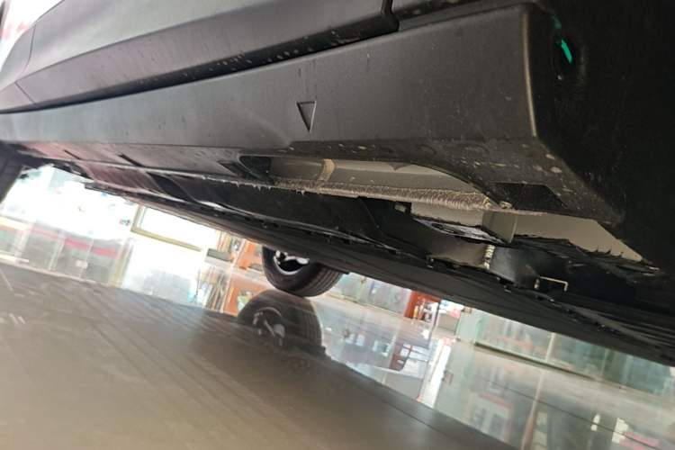 Used Geely Galaxy Geome 2026 Model 410km Carefree Edition Left Side Sill