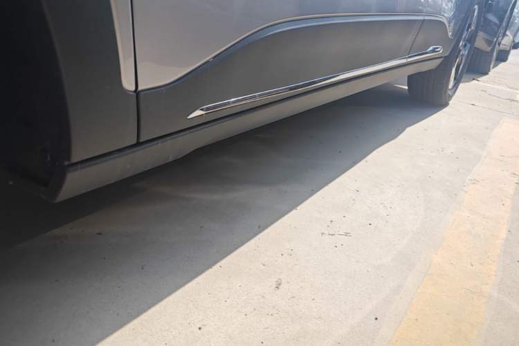 Used Geely Galaxy Geome 2026 Model 310km Dream Edition Left Side Sill