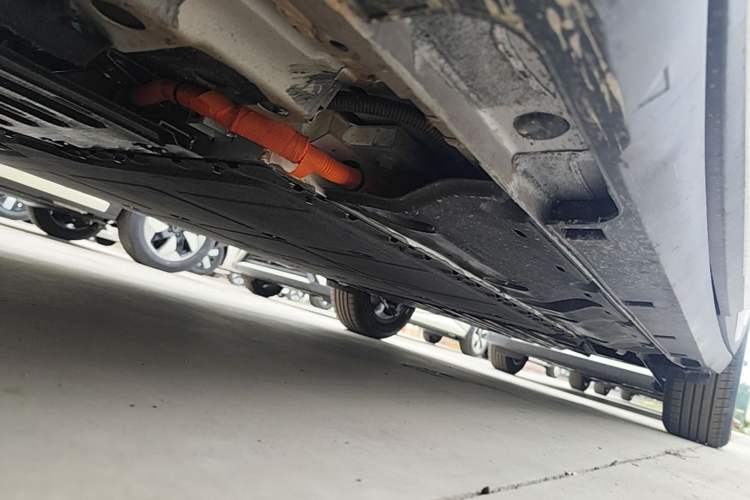Used Geely Galaxy Geome 2026 Model 310km Dream Edition Left Side Sill