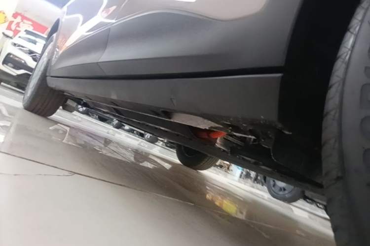 Used Geely Galaxy Geome 2026 Model 310km Youth Edition Left Side Sill