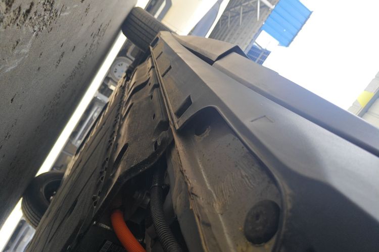 Used Geely Galaxy Geome 2026 Model 310km Youth Edition Left Side Sill
