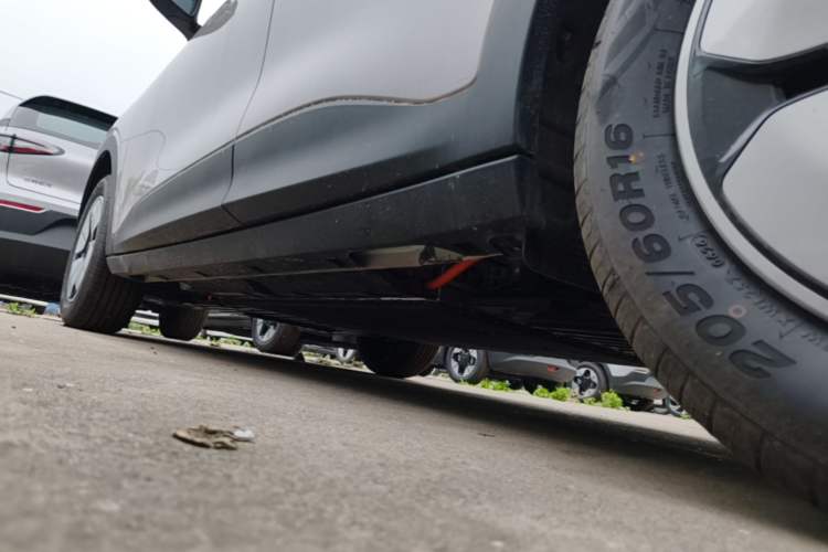 Used Geely Galaxy Geome 2026 Model 310km Youth Edition Left Side Sill