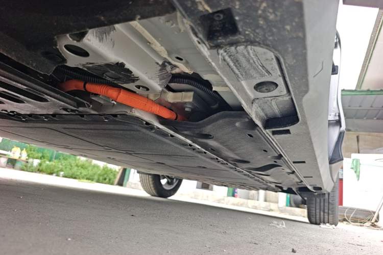 Used Geely Galaxy Geome 2026 Model 410km Freedom Edition Left Side Sill