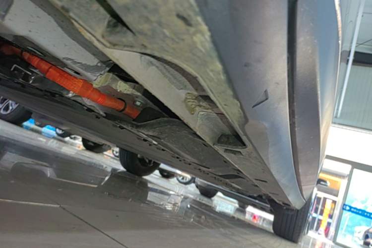 Used Geely Galaxy Geome 2026 Model 410km Freedom Edition Left Side Sill