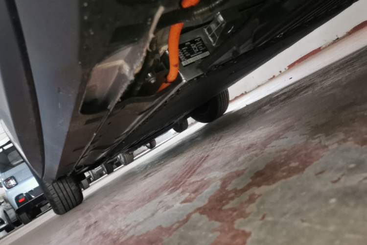 Used Geely Galaxy Geome 2026 Model 310km Youth Edition Left Side Sill