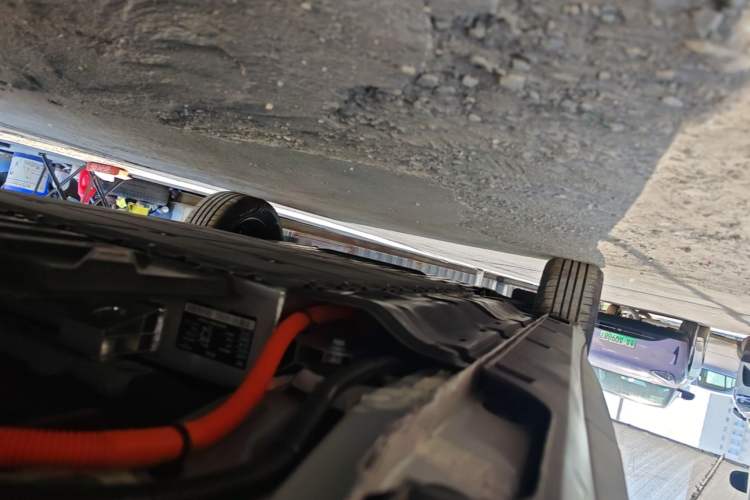 Used Geely Galaxy Geome 2026 Model 310km Youth Edition Left Side Sill
