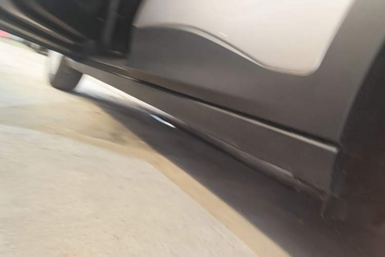 Used Geely Galaxy Geome 2026 Model 310km Youth Edition Left Side Sill