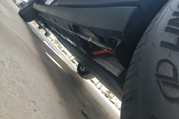 Used Geely Galaxy Geome 2026 410km Wind-Riding Edition Left Side Sill