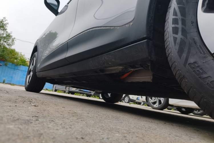 Used Geely Galaxy Geome 2026 Model 410km Freedom Edition Left Side Sill
