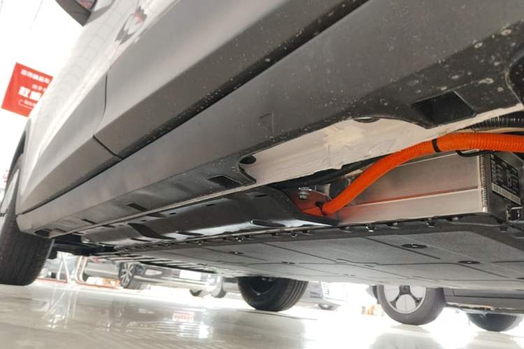 Used Geely Galaxy Geome 2026 Model 410km Carefree Edition Left Side Sill