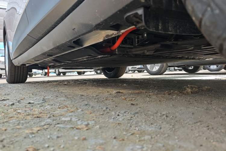 Used Geely Galaxy Geome 2026 Model 310km Youth Edition Left Side Sill