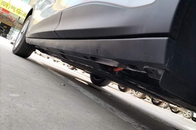 Used Geely Galaxy Geome 2026 Model 310km Youth Edition Left Side Sill