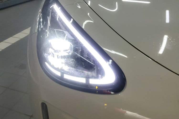 Used Geely Galaxy Geome 2026 480km Exploration Edition Right Front Headlight