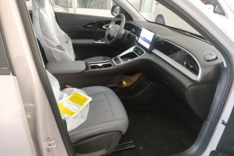 Used Geely Galaxy Geome 2026 Model 310km Youth Edition Right Front Seat