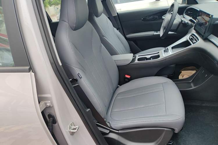 Used Geely Galaxy Geome 2026 Model 310km Youth Edition Right Front Seat