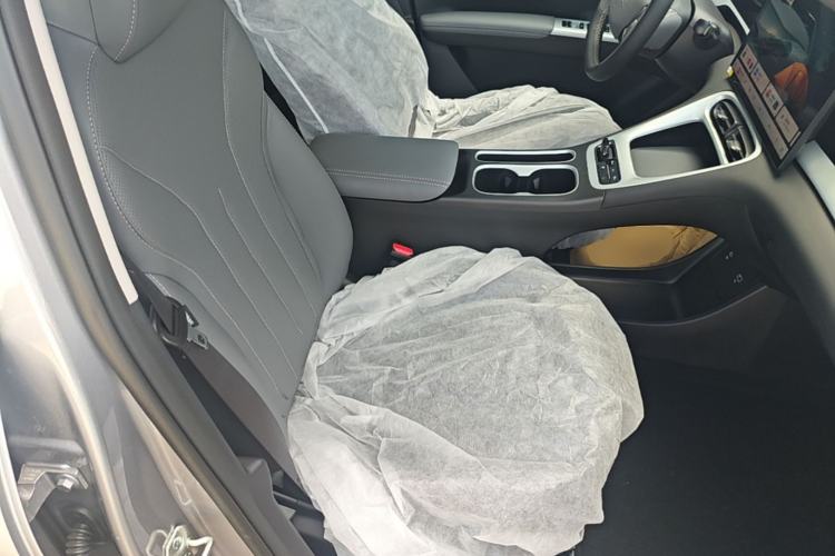 Used Geely Galaxy Geome 2026 410km Wind-Riding Edition Right Front Seat