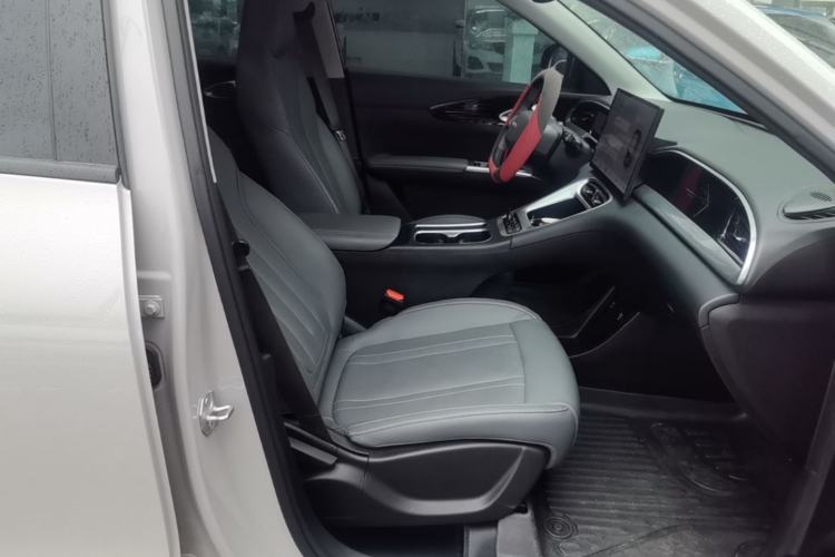 Used Geely Galaxy Geome 2026 Model 410km Exploration Edition Right Front Seat
