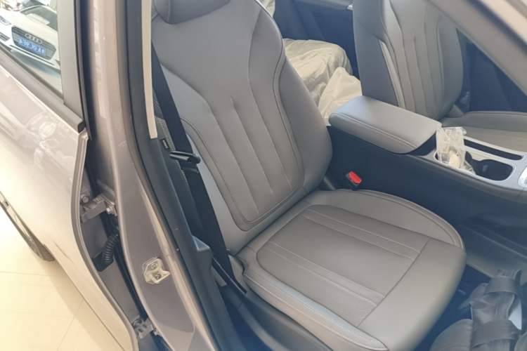 Used Geely Galaxy Geome 2026 Model 310km Youth Edition Right Front Seat