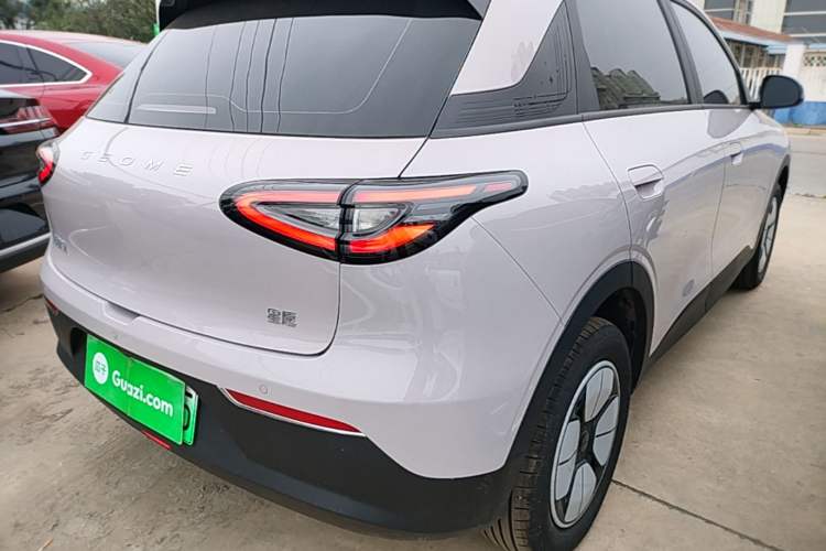 Used Geely Galaxy Geome 2026 Model 310km Youth Edition Right Rear Taillight