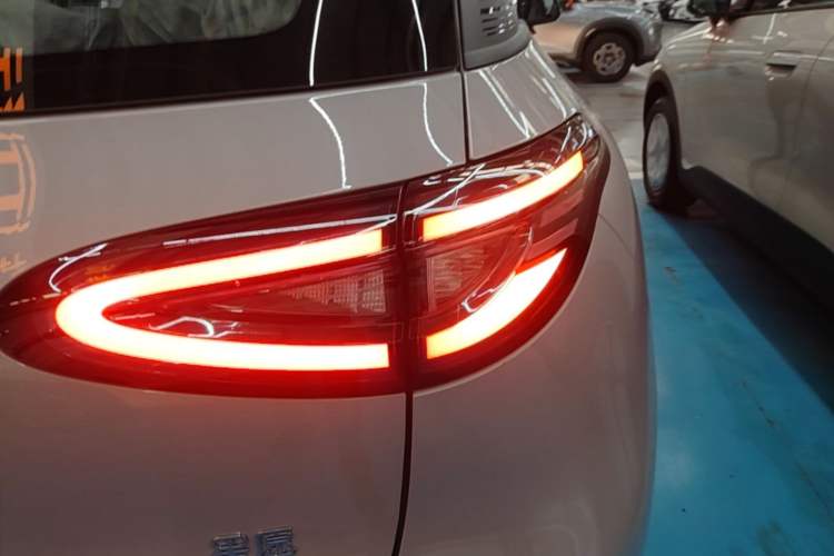 Used Geely Galaxy Geome 2026 Model 310km Youth Edition Right Rear Taillight