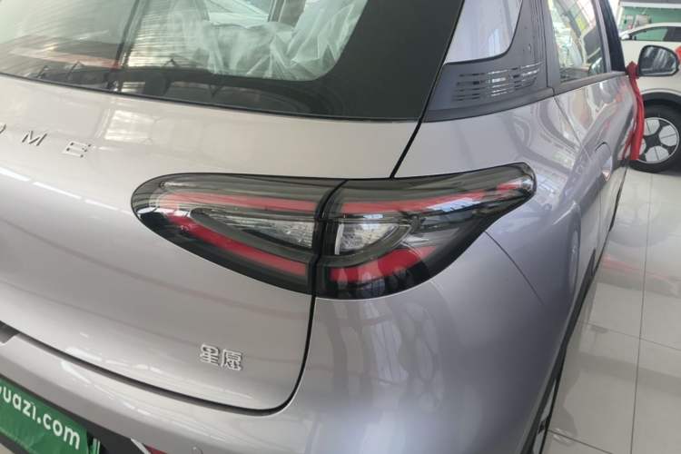 Used Geely Galaxy Geome 2026 Model 310km Youth Edition Right Rear Taillight