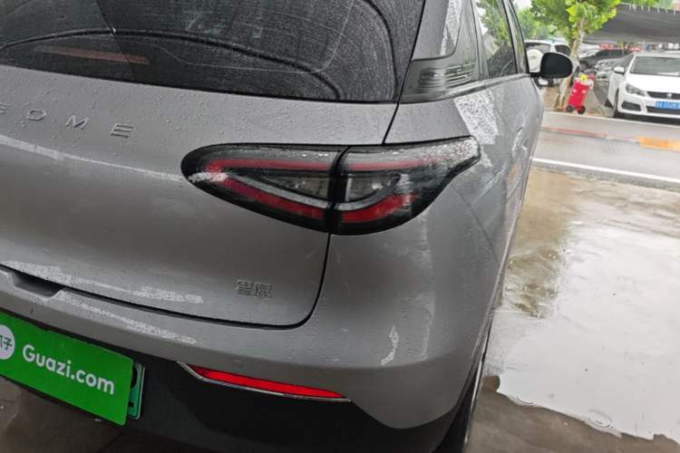 Used Geely Galaxy Geome 2026 Model 310km Youth Edition Right Rear Taillight