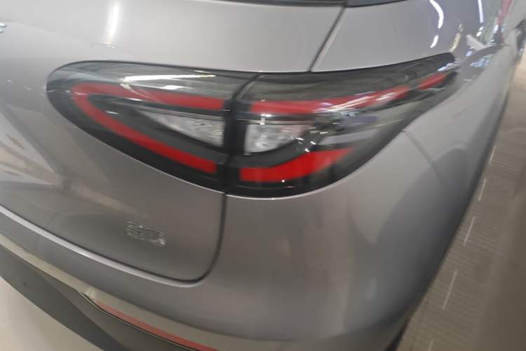 Used Geely Galaxy Geome 2026 Model 310km Youth Edition Right Rear Taillight