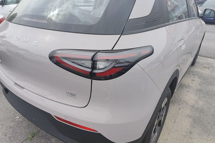 Used Geely Galaxy Geome 2026 Model 310km Dream Edition Right Rear Taillight