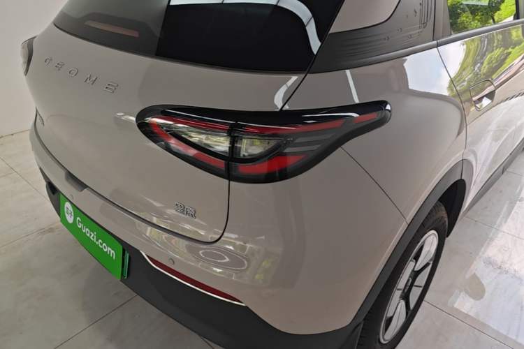 Used Geely Galaxy Geome 2026 Model 310km Youth Edition Right Rear Taillight