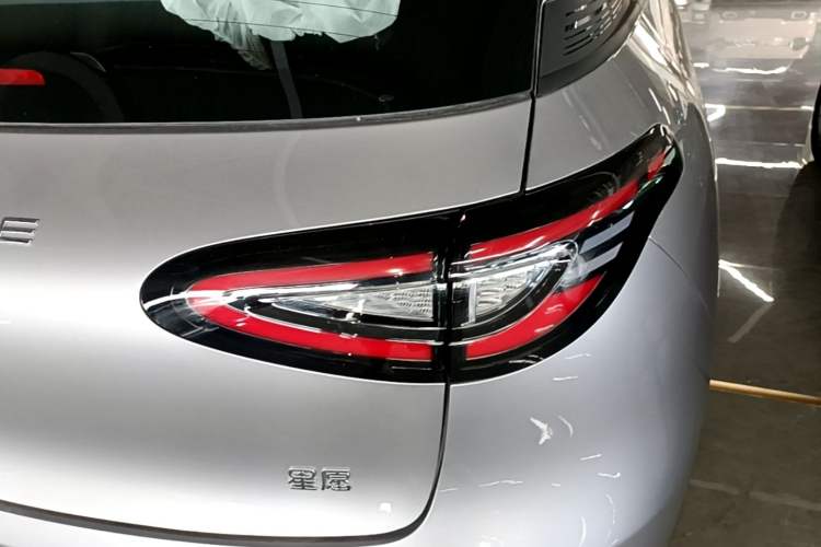 Used Geely Galaxy Geome 2026 Model 310km Dream Edition Right Rear Taillight