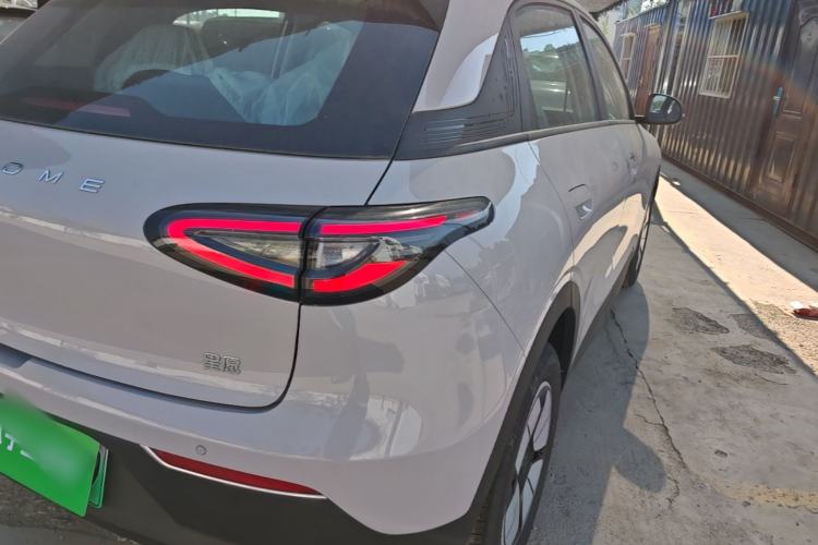 Used Geely Galaxy Geome 2026 Model 310km Youth Edition Right Rear Taillight