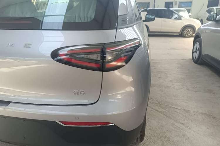 Used Geely Galaxy Geome 2026 Model 310km Youth Edition Right Rear Taillight