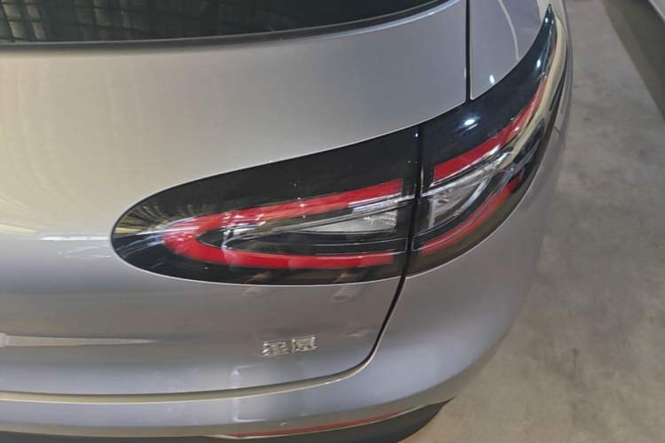 Used Geely Galaxy Geome 2026 Model 310km Youth Edition Right Rear Taillight