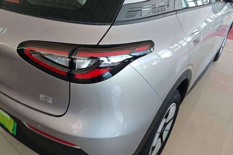 Used Geely Galaxy Geome 2026 Model 310km Youth Edition Right Rear Taillight
