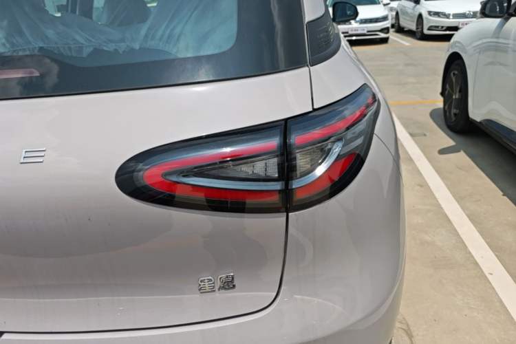 Used Geely Galaxy Geome 2026 Model 310km Youth Edition Right Rear Taillight